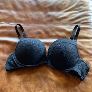 Torrid black lace bra (Like New)